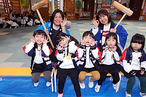 もちつき大会　こあら・ぱんだ・きりん