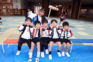 もちつき大会　年長組・ひよこ　NO.1
