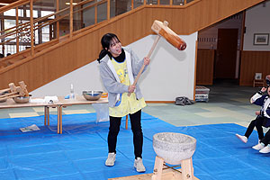 もちつき大会　年長組・ひよこ　NO.1