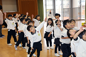体操教室がんばったね　ひまわり