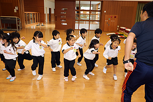 体操教室がんばったね　ひまわり