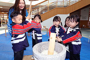 もちつき大会　うさぎ・りす・ことり