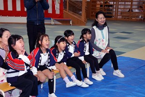 もちつき大会が行われました　ばら・たんぽぽ