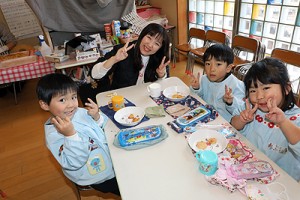 つきたてのおもち　おいしかったね　ばら・たんぽぽ