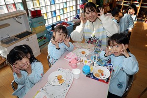 つきたてのおもち　おいしかったね　ばら・たんぽぽ