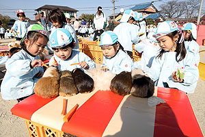 ふれあい動物園　たのしかったね　年少組