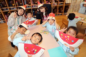 サンタの帽子を作りました　きりん