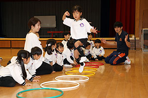 体操教室がありました　ばら・すみれ・たんぽぽ