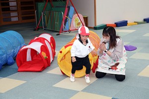 エンゼルドームで楽しい運動遊び　うさぎ・りす・ことり