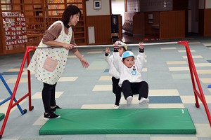 エンゼルドームで楽しい運動遊び　こあら・ぱんだ・きりん