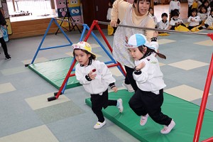 エンゼルドームで楽しい運動遊び　こあら・ぱんだ・きりん