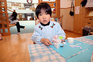 クリスマスケーキの制作　きりん