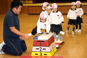 体操教室　たのしかったね　ー跳び箱ー　うさぎ