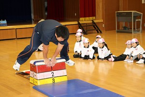 体操教室　たのしかったね　ー跳び箱ー　うさぎ