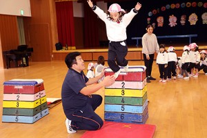 体操教室　たのしかったね　ー跳び箱ー　うさぎ