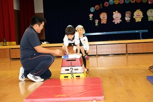 体操教室　たのしかったね　ー跳び箱ー　ことり