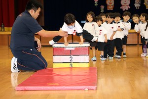 体操教室　たのしかったね　ー跳び箱ー　りす