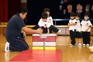 体操教室　たのしかったね　ー跳び箱ー　りす