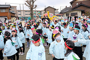 節分　みんなで豆まきをしました　全園児