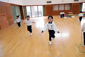 体操教室　がんばったね　たんぽぽ