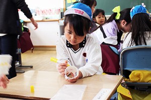 小学校で交流会が行われました　