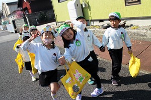 小学校で交流会が行われました　