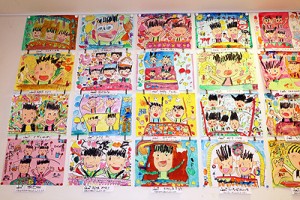 作品展の各クラスの個性あふれる作品　　　年中組