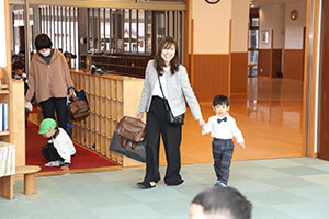 令和7年度　入園式が行われました　　ひよこ・あひる・ぺんぎん