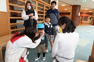 令和7年度　入園式が行われました　　ひよこ・あひる・ぺんぎん