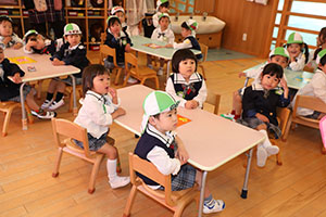 入園1日目の様子です　年少組