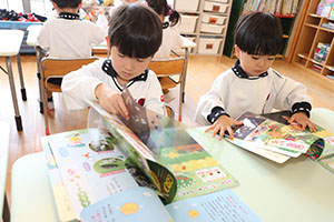 年中組さんの保育活動の様子です　NO．2