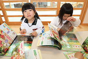 年中組さんの保育活動の様子です　NO．2