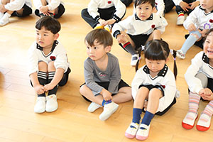年中組さんの保育活動の様子です　NO．1