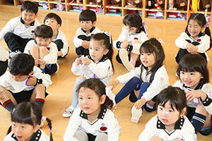 年中組さんの保育活動の様子です　NO．1