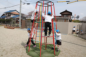 元気いっぱい園庭遊び　B・C・D・すみれ・さくら