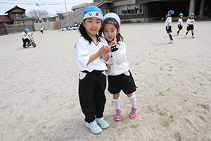 元気いっぱい園庭遊び　B・C・D・すみれ・さくら