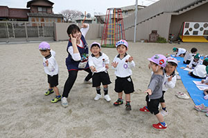 元気いっぱい園庭遊び　B・C・D・すみれ・さくら