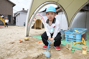 元気いっぱい園庭遊び　B・C・D・すみれ・さくら