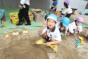 元気いっぱい園庭遊び　B・C・D・すみれ・さくら