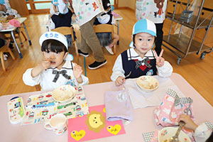 給食おいしかったね　　ぺんぎん・ひよこ・年少組　NO．2