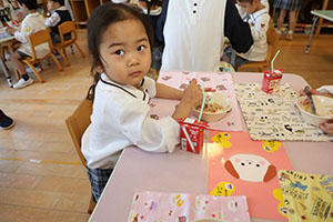 給食おいしかったね　　ぺんぎん・ひよこ・年少組　NO．2