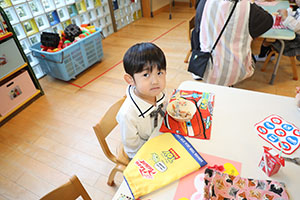 給食おいしかったね　　ぺんぎん・ひよこ・年少組　NO．2