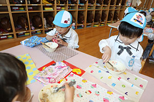 給食おいしかったね　　ぺんぎん・ひよこ・年少組　NO．2