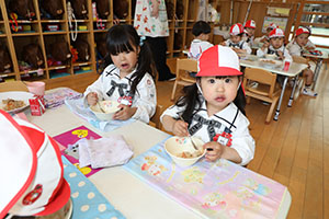 給食おいしかったね　　ぺんぎん・ひよこ・年少組　NO．1