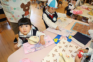 給食おいしかったね　　ぺんぎん・ひよこ・年少組　NO．1