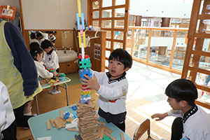 なんでもタワー競争　E