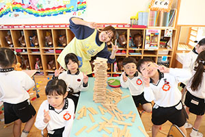なんでもタワー競争　E