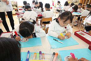 母の日の制作　A