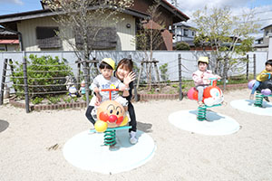 園庭遊び　ひよこ・あひる・ぺんぎん