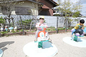 園庭遊び　ひよこ・あひる・ぺんぎん